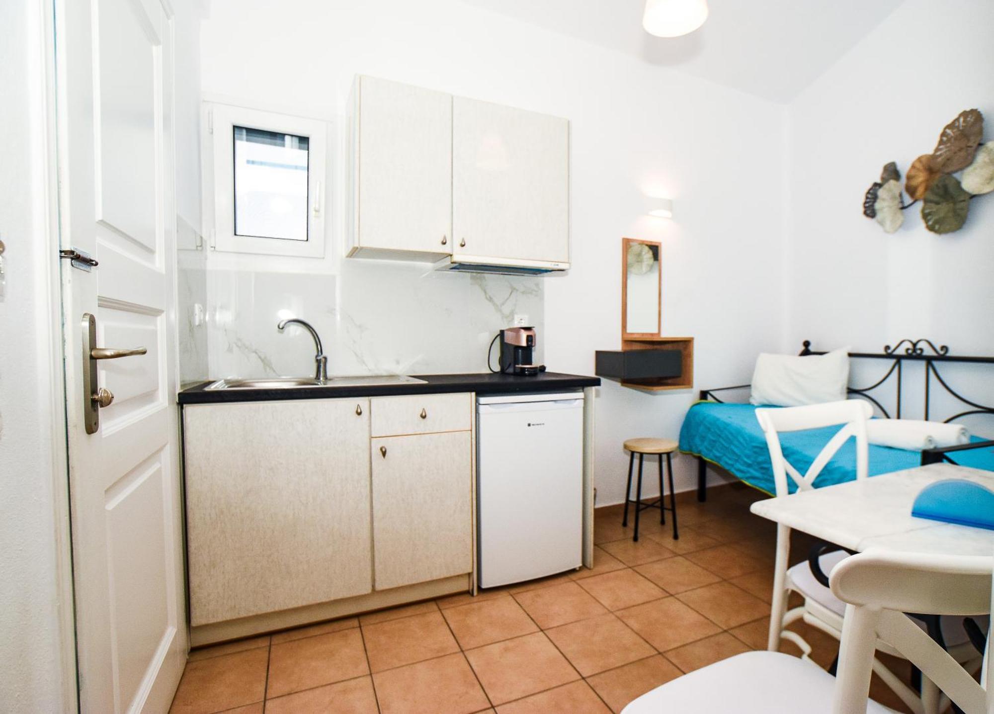 Celeste Apartments Ornos  Dış mekan fotoğraf