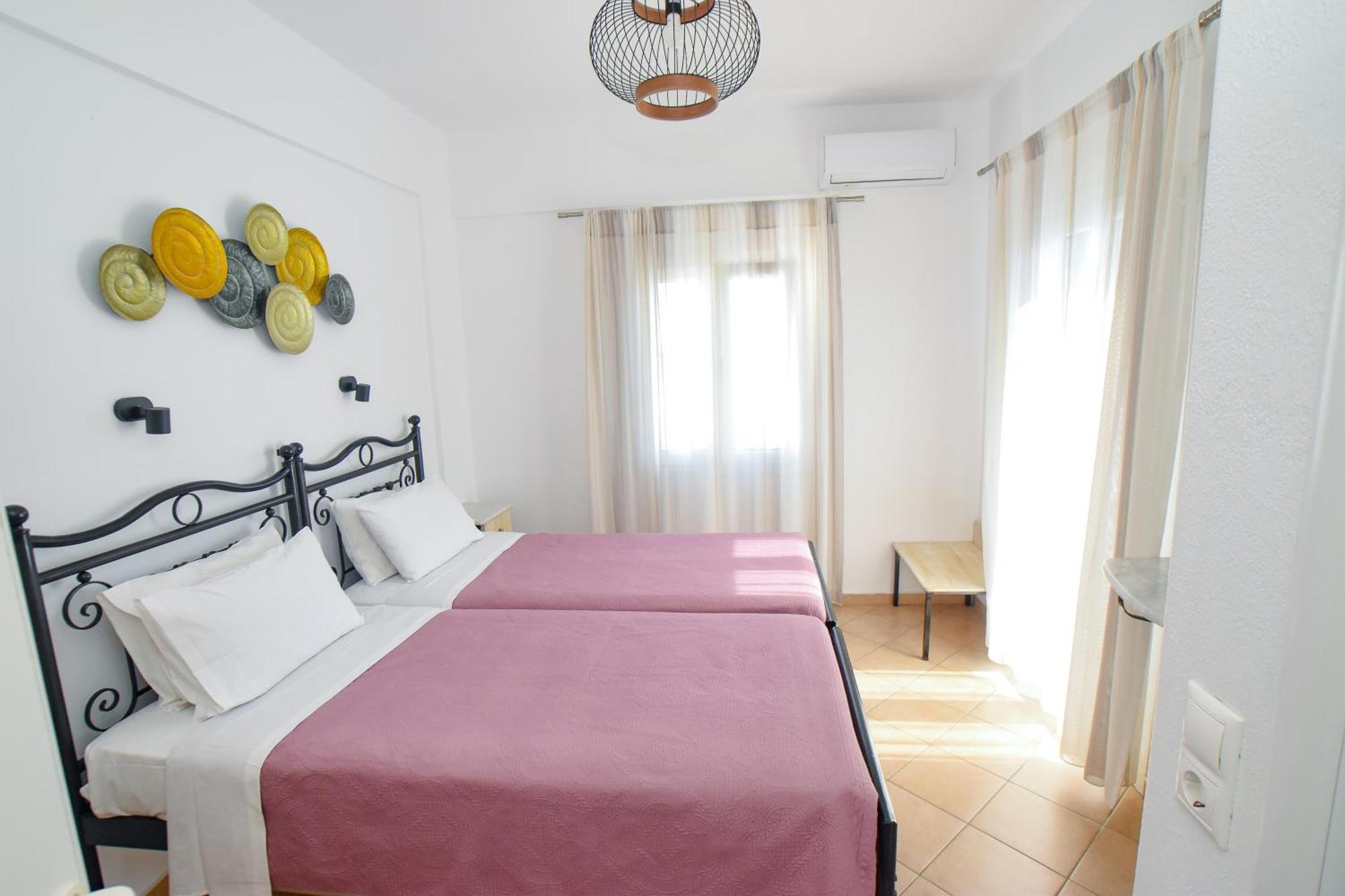 Celeste Apartments Ornos  Dış mekan fotoğraf